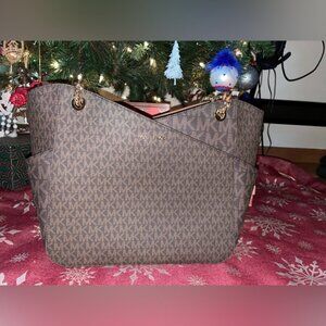 Michael Kors Jet Set Large Logo Non Vegan Leather Tote/Shoulder Bag